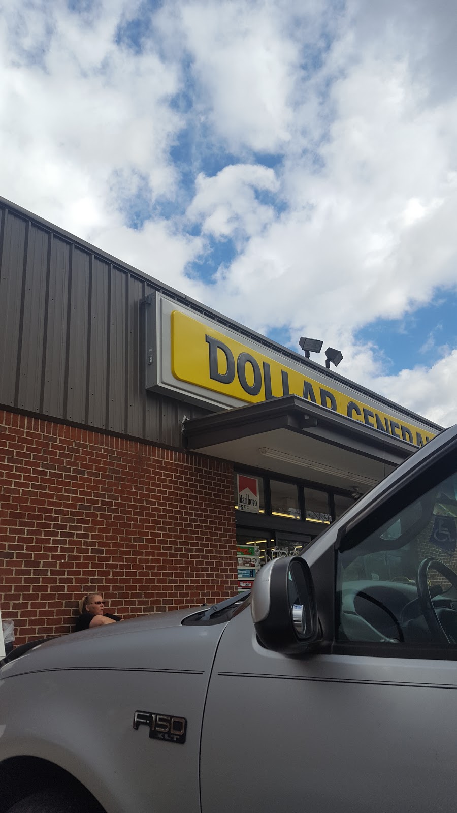 Dollar General | 1215 W Lexington Ave, Winchester, KY 40391, USA | Phone: (502) 661-1075