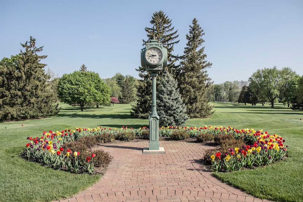 Maple Bluff Country Club | 500 Kensington Dr, Madison, WI 53704, USA | Phone: (608) 249-2144