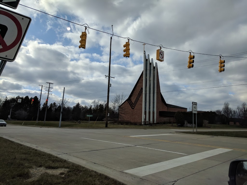 Cross of Christ Lutheran Church | 1100 Lone Pine Rd, Bloomfield Twp, MI 48302, USA | Phone: (248) 646-5886