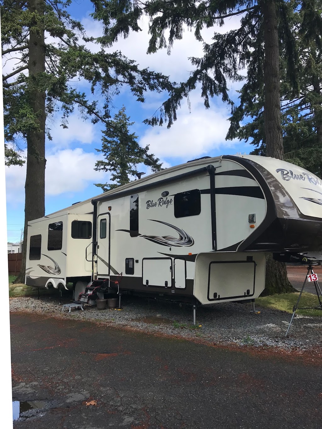 North Sound RV Park | 15320 35th Ave W, Lynnwood, WA 98087, USA | Phone: (425) 743-6180