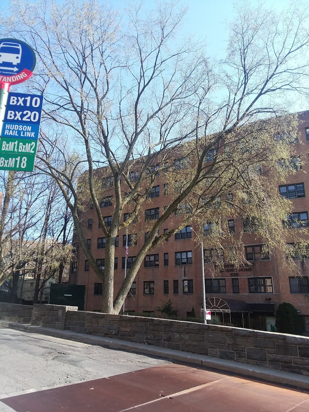 Fieldston Lodge Nursing and Rehabilitation Center | 666 Kappock St, The Bronx, NY 10463, USA | Phone: (718) 549-1203