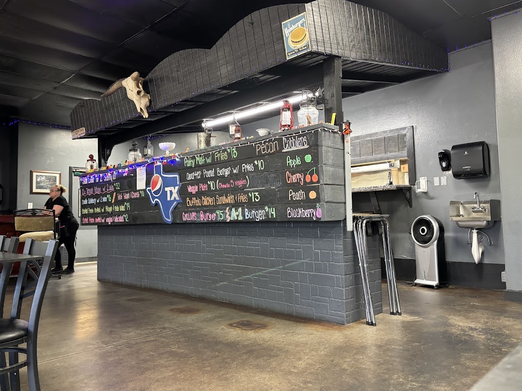 Bandi Lous Steakhouse | 1115 Fort Worth Hwy Suite 200, Weatherford, TX 76086, USA | Phone: (817) 341-6462