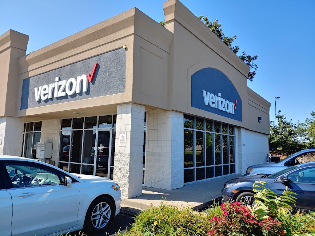 Verizon Authorized Retailer — Cellular Sales | 1985 Edsel Ln NW, Corydon, IN 47112 | Phone: (812) 738-7508