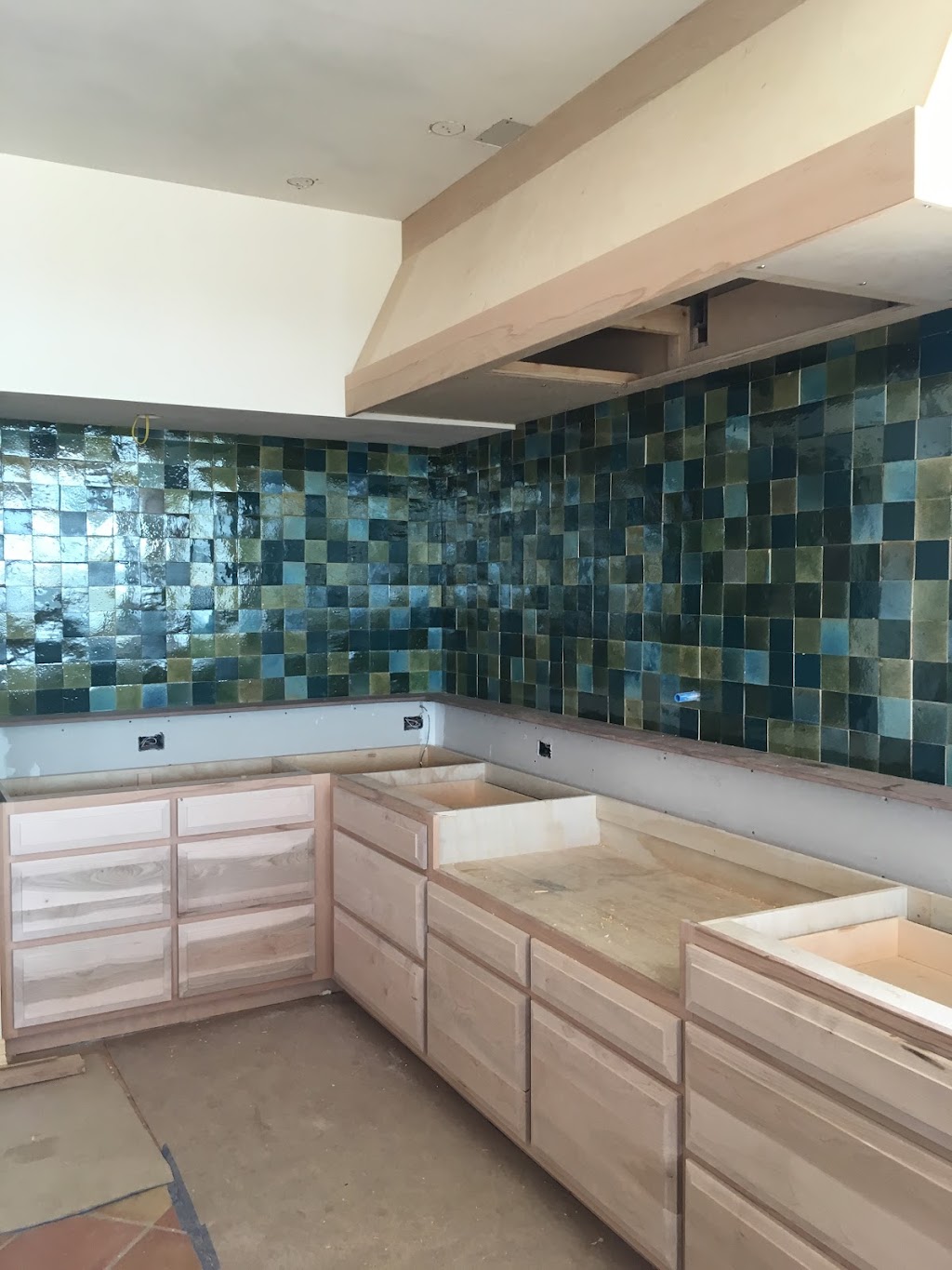 Affordable Floors & More | 1265 W Kilpatrick St, Cleburne, TX 76033, USA | Phone: (817) 526-5354