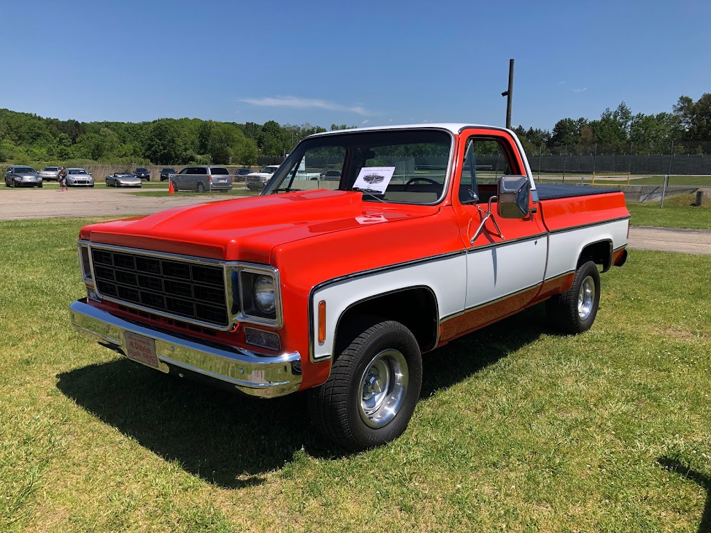 Lewis Auto Brokers | 2901 Airport Rd, Waterford Twp, MI 48329, USA | Phone: (248) 666-4018