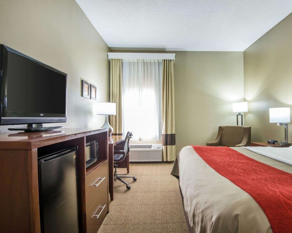 Comfort Inn Grain Valley - Kansas City | 210 NW Jefferson St, Grain Valley, MO 64029, USA | Phone: (816) 847-2700