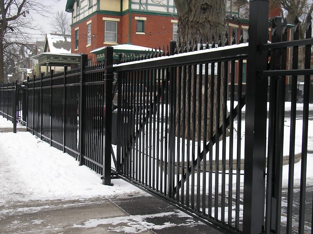 EME Fence | 5060 Batavia Rd, Cincinnati, OH 45244, USA | Phone: (513) 231-7627