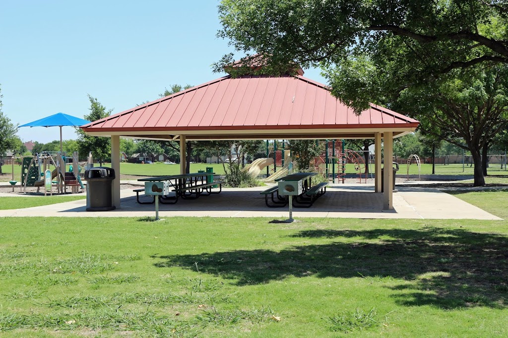 Frank Beverly Park | 7112 Quarry Chase Trail, Plano, TX 75025 | Phone: (972) 941-7250