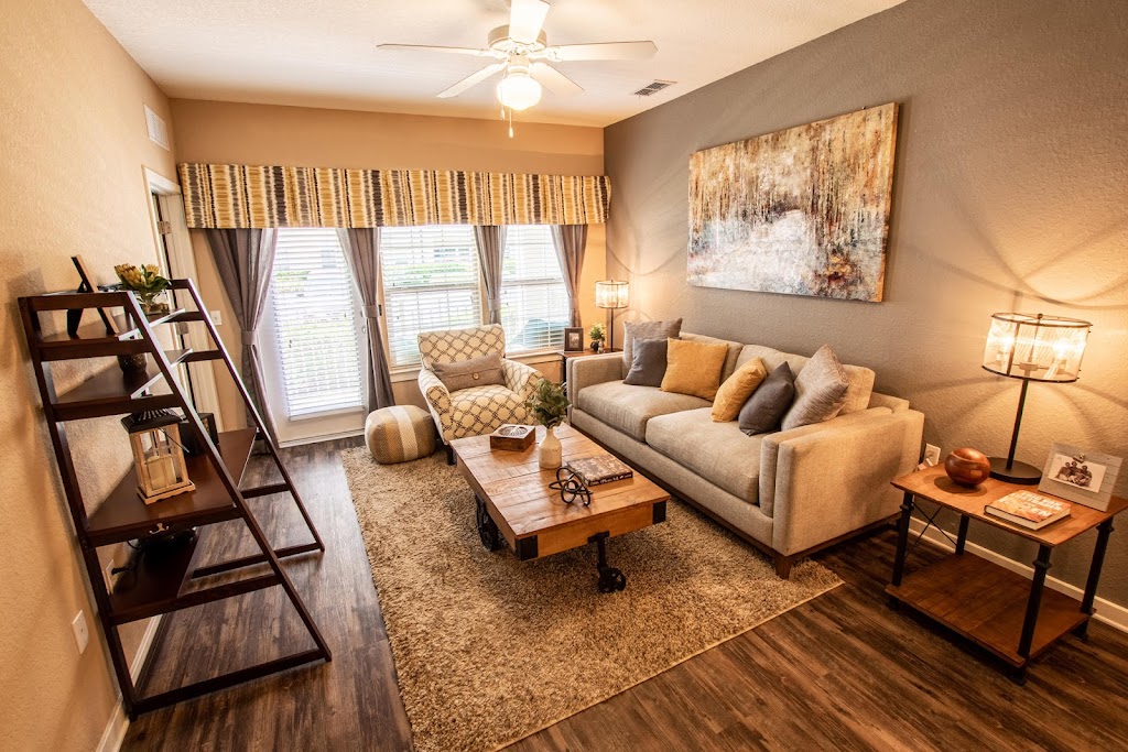 Park Place Apartments | 940 City Plaza Way, Oviedo, FL 32765, USA | Phone: (844) 718-9720