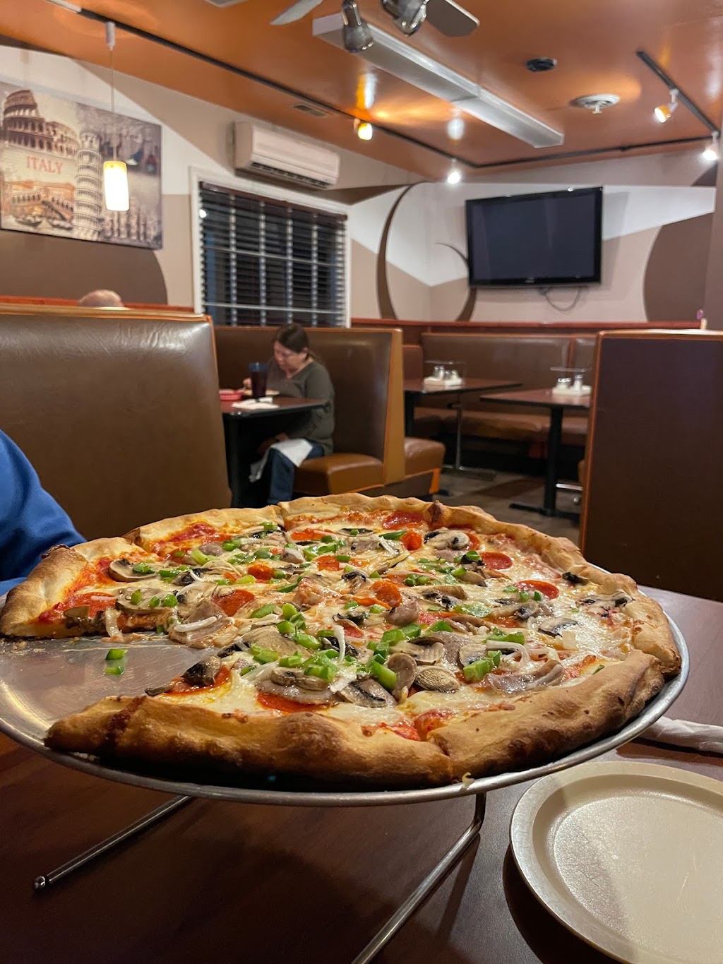 Prima Pizza | 2700 Pocahontas Trail, Quinton, VA 23141, USA | Phone: (804) 932-3300