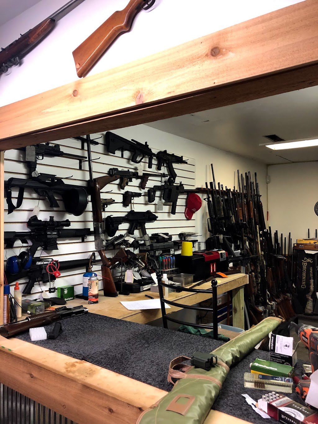 Harrison Street Pawn and Gun | 25440 W 255th St, Paola, KS 66071, USA | Phone: (913) 783-4867