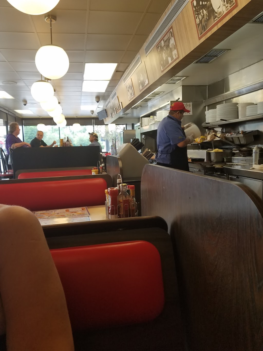 Waffle House | 1495 S 6th St, Macclenny, FL 32063, USA | Phone: (904) 256-9297