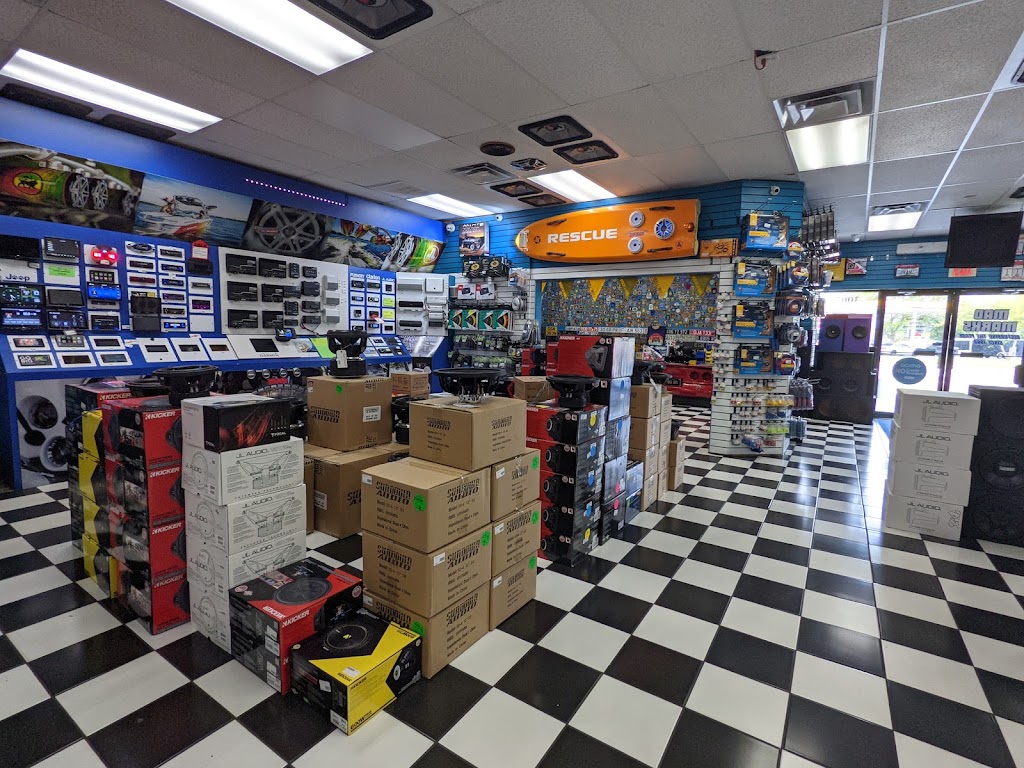 Mad Marks Stereo Warehouse | 3007 1st St, Bradenton, FL 34208, USA | Phone: (941) 748-5069