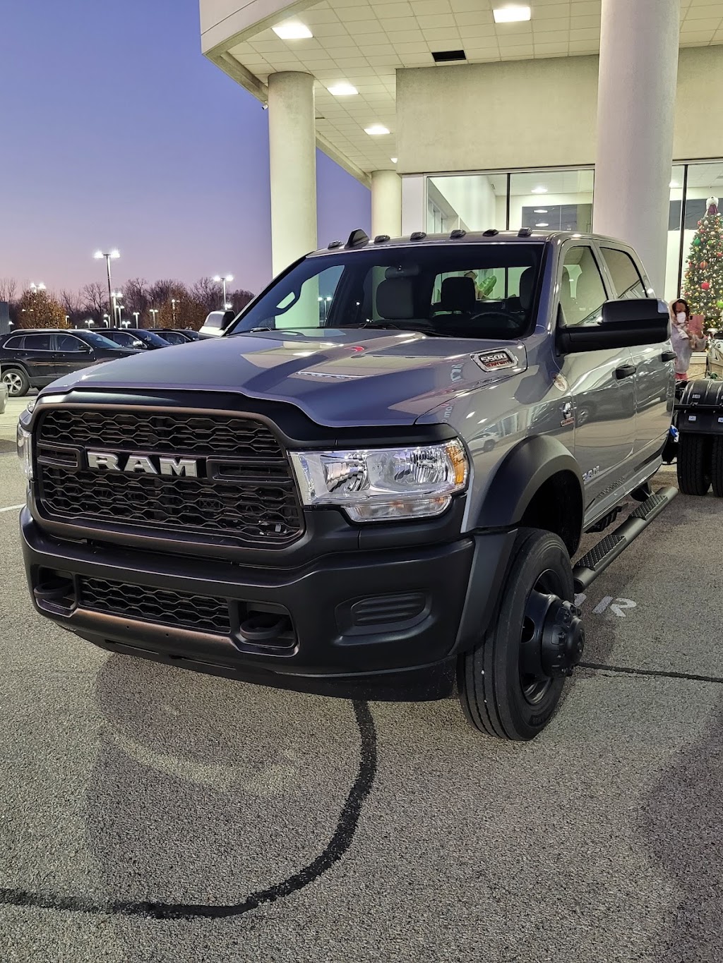 Tom OBrien Chrysler Jeep Dodge Ram - Indianapolis | 4630 E 96th St, Indianapolis, IN 46240, USA | Phone: (463) 223-4099