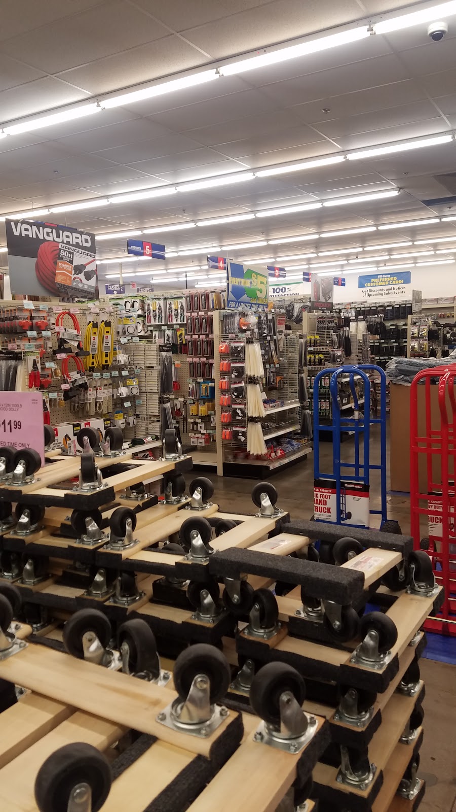 Harbor Freight Tools | 6020 Lankershim Blvd, North Hollywood, CA 91606, USA | Phone: (818) 754-1752