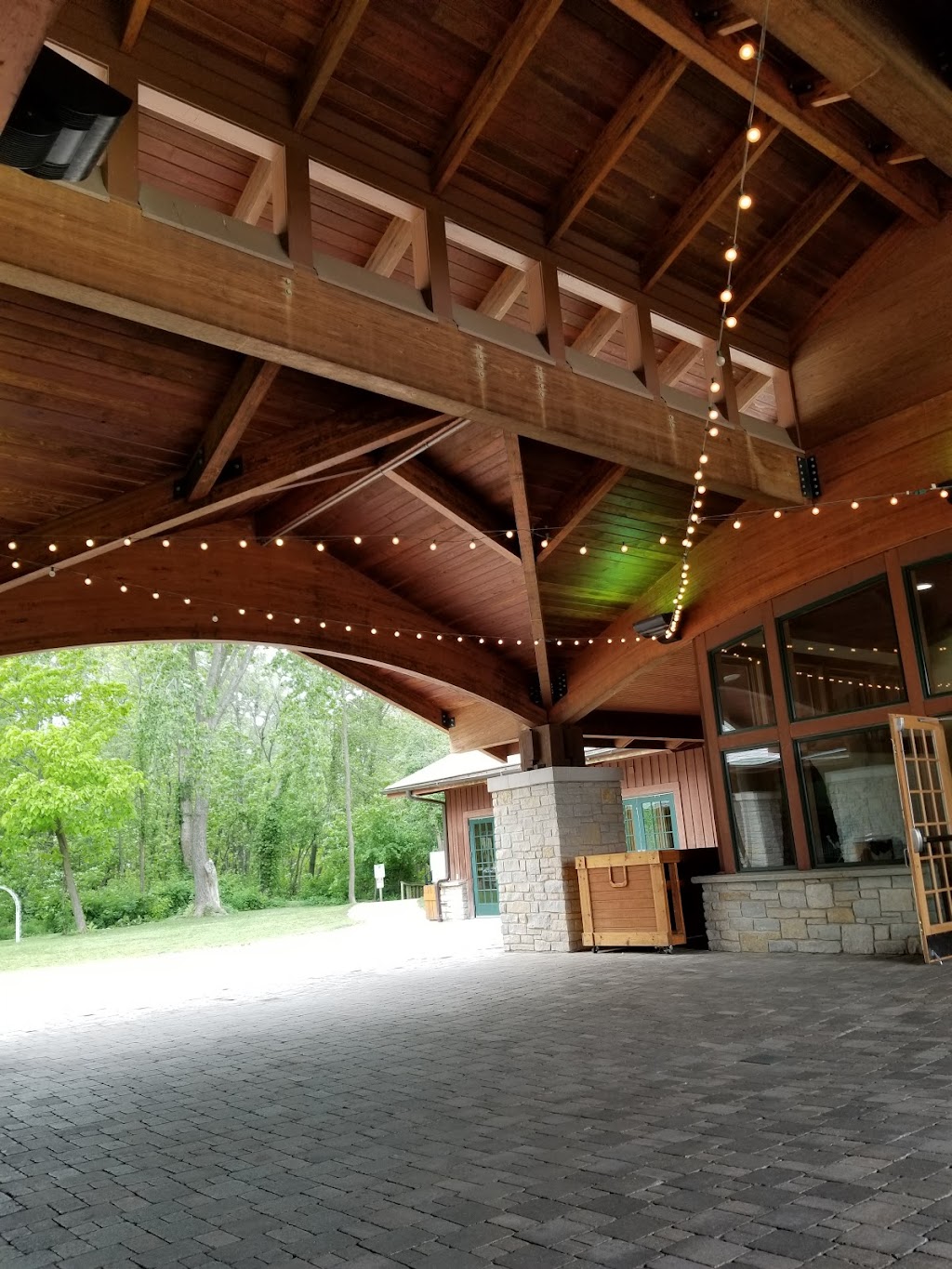 The Lodge at Woodlawn Beach State Park | 3580 Lake Shore Rd, Blasdell, NY 14219, USA | Phone: (716) 609-2163