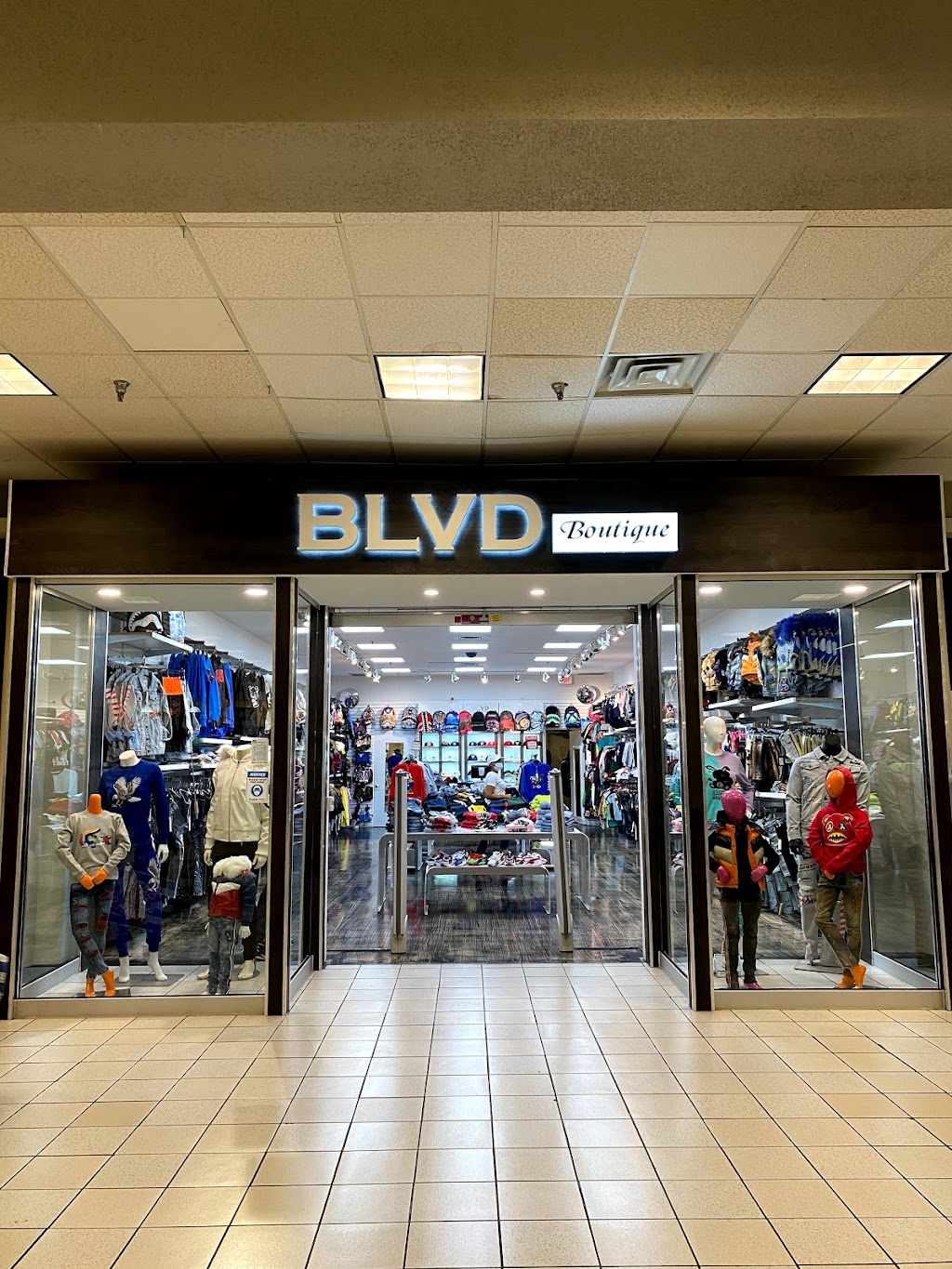 BLVD Boutique | 2700 Miamisburg Centerville Rd #622, Dayton, OH 45459, USA | Phone: (937) 567-0909