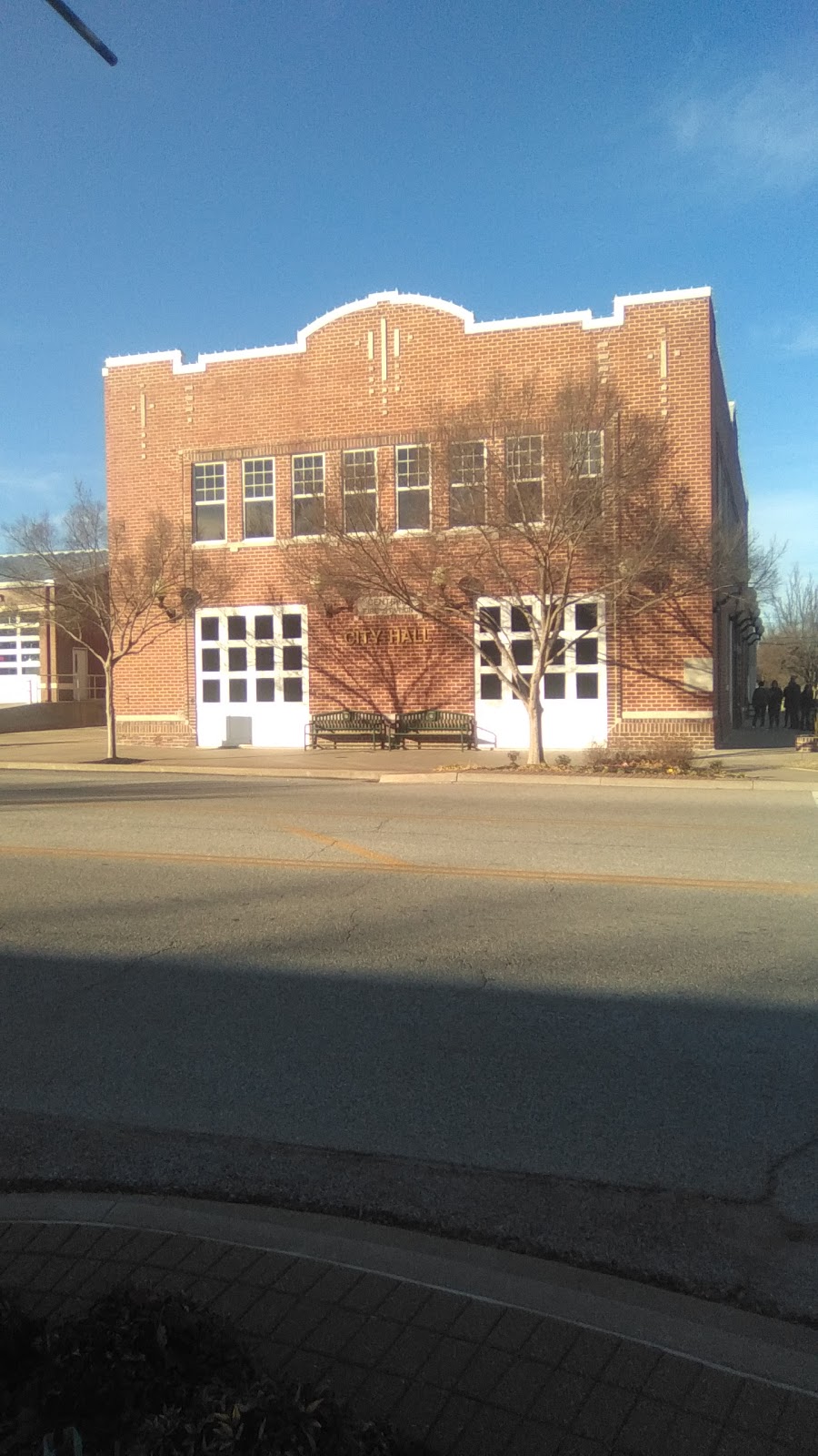 Collinsville City Hall | 106 N 12th St, Collinsville, OK 74021, USA | Phone: (918) 371-1010