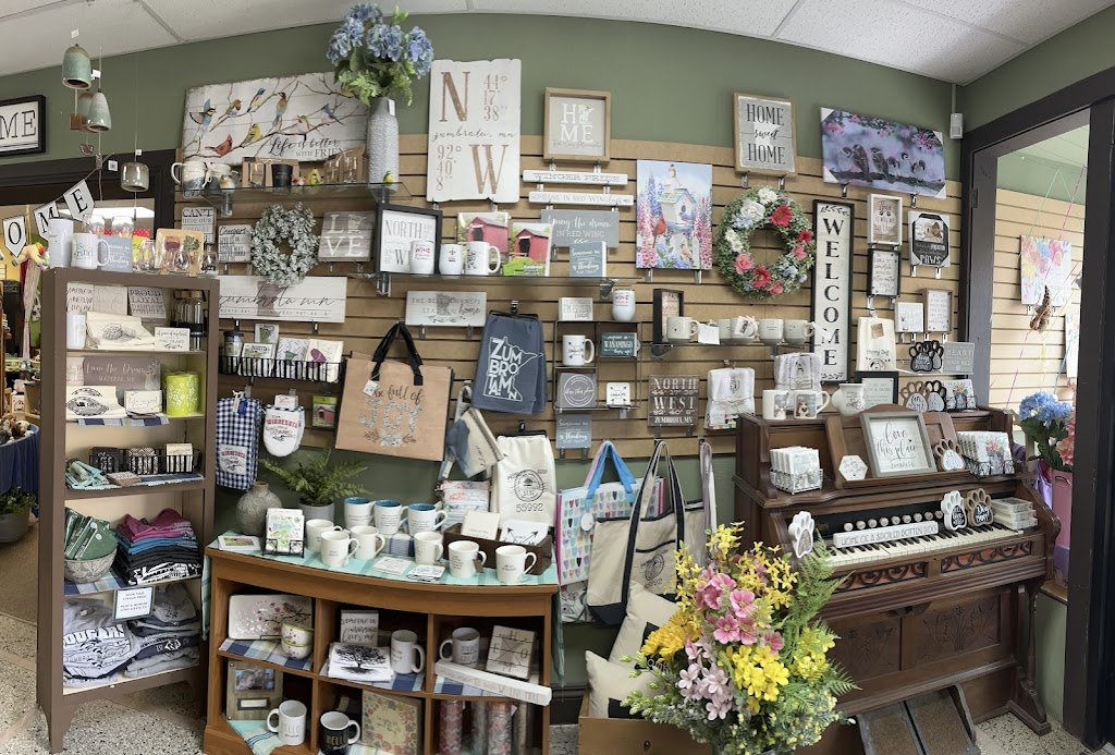 Flowers On Main | 345 S Main St, Zumbrota, MN 55992, USA | Phone: (507) 732-5599