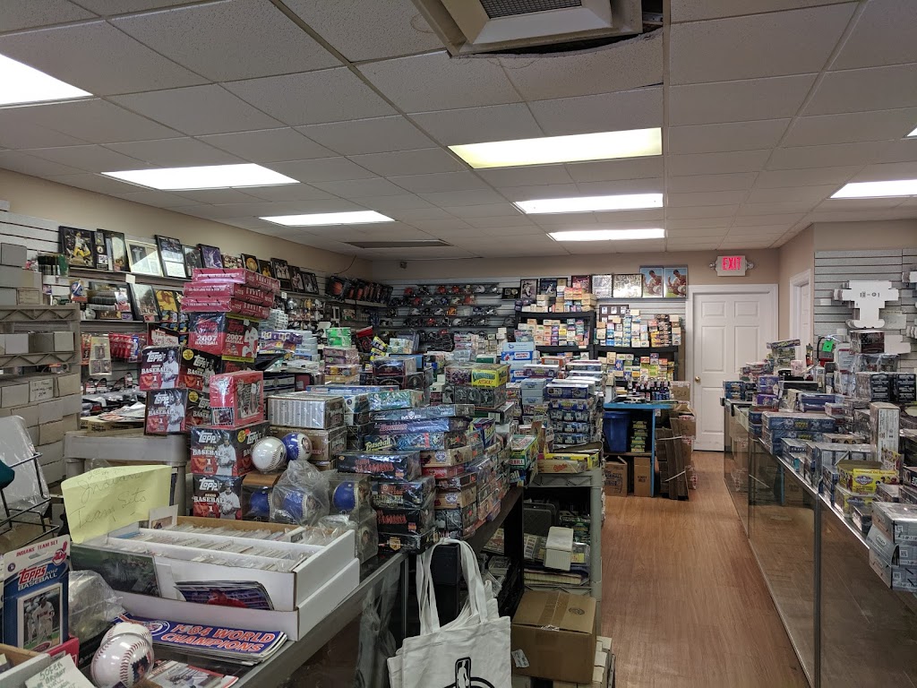 Grand Slam Sports Cards | 17800 Chillicothe Rd, Chagrin Falls, OH 44023, USA | Phone: (440) 543-2758