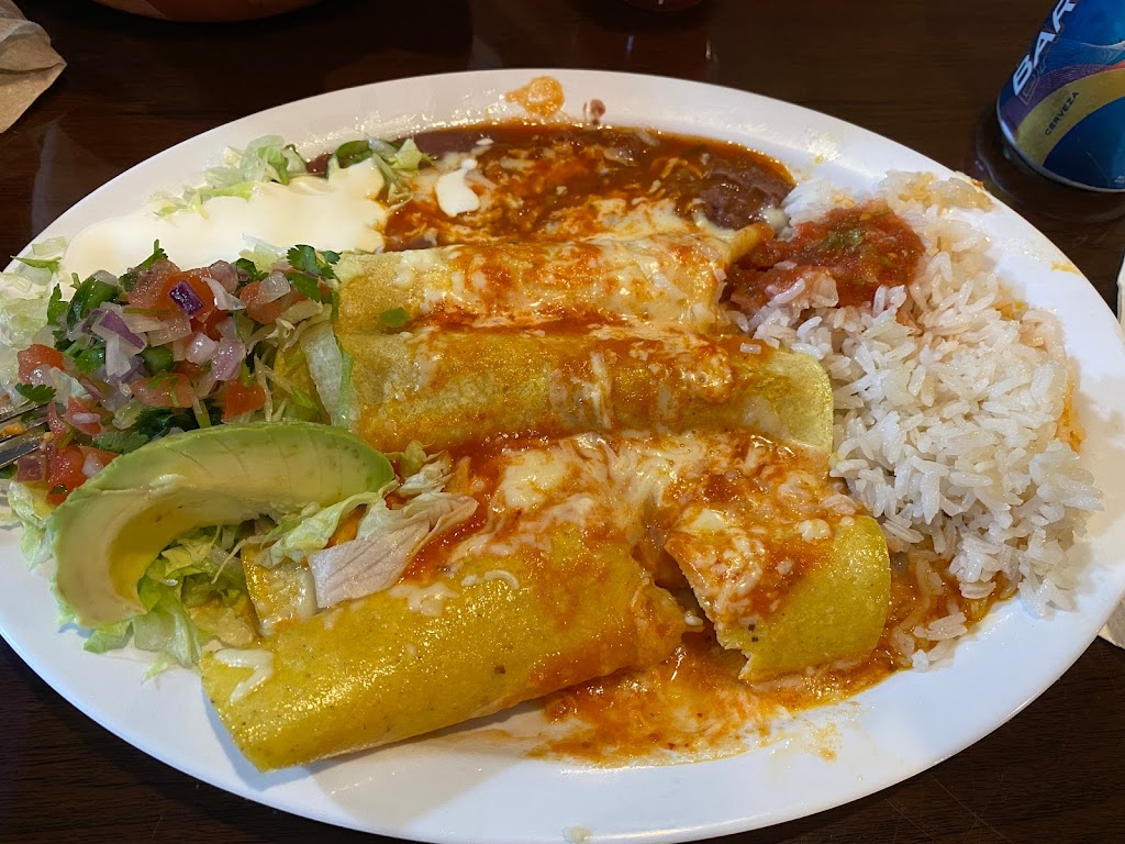 Casa Blanca Restaurant | 6821 Peachtree Industrial Blvd, Atlanta, GA 30360 | Phone: (678) 205-0700