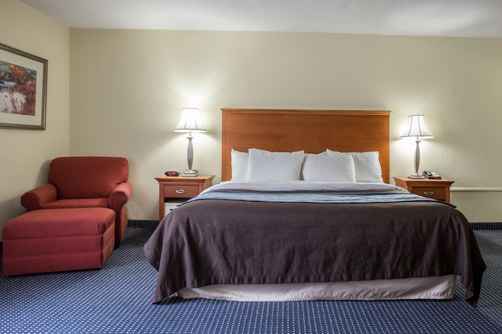 Comfort Inn Charlotte Airport Uptown | 5822 Westpark Dr, Charlotte, NC 28217, USA | Phone: (704) 525-2626