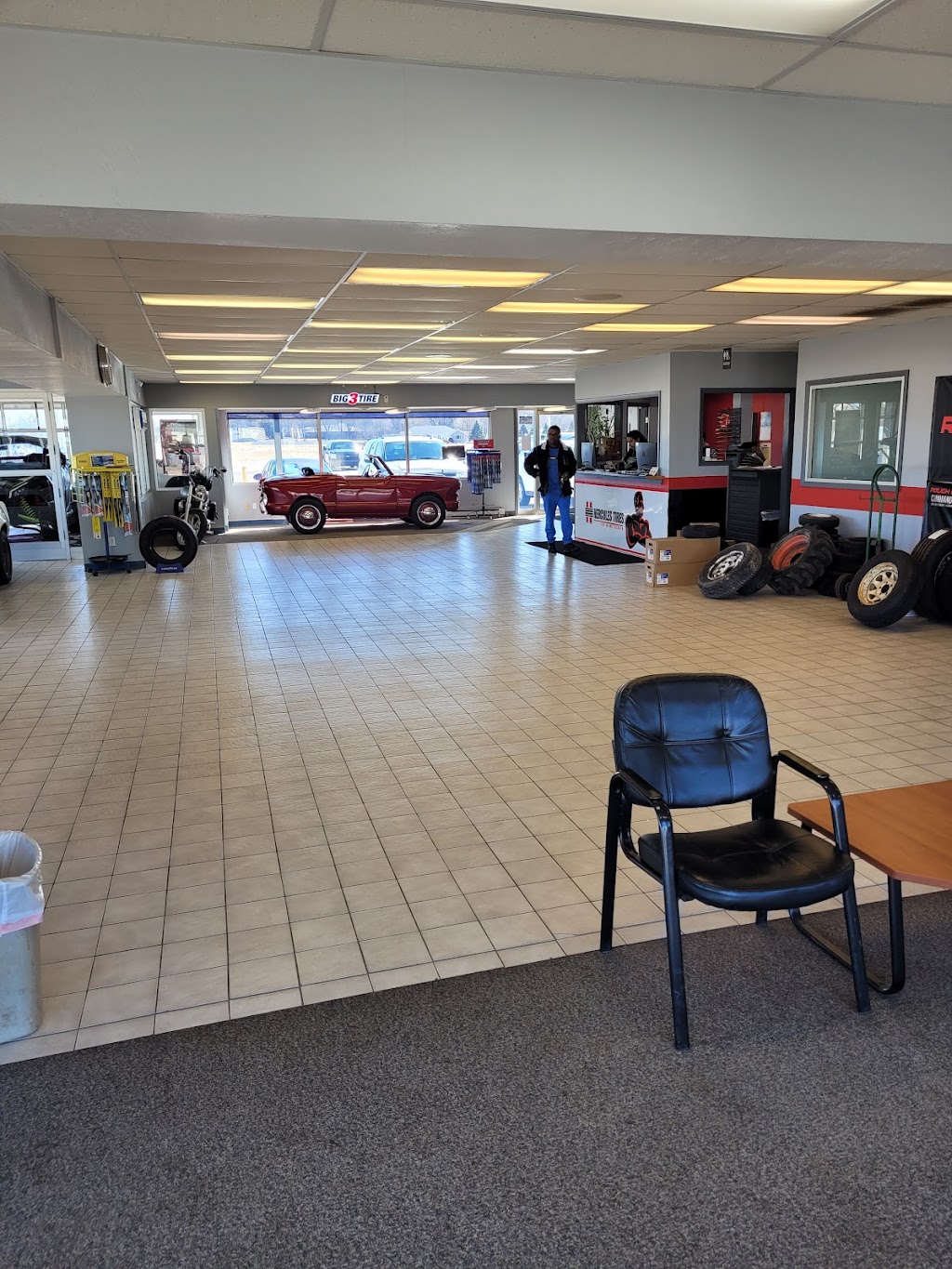 Portage Tire & Automotive Center | 1114 Silver Lake Dr, Portage, WI 53901, USA | Phone: (608) 742-6753