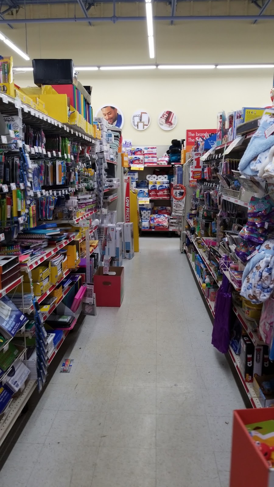 Family Dollar | 25640 Eight Mile Rd, Southfield, MI 48033, USA | Phone: (248) 226-3790