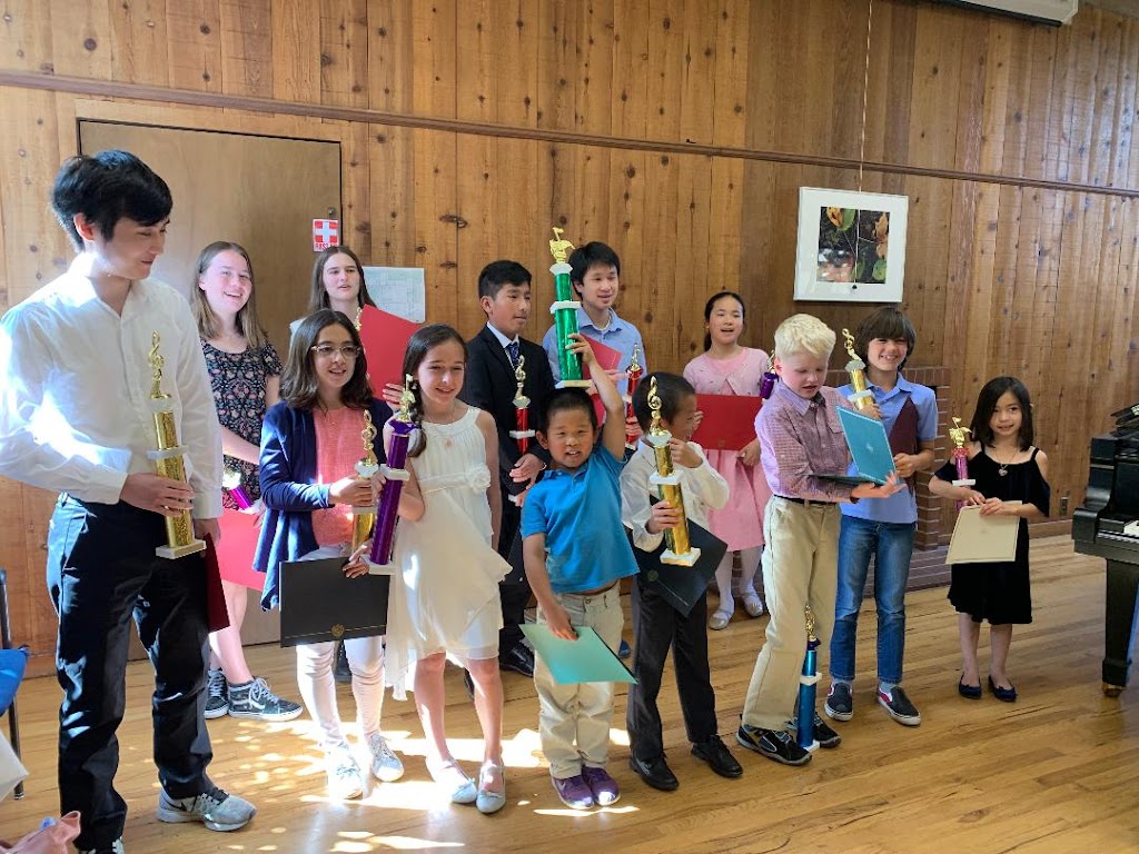 Piano Studio of Alita Lake | 1105 Marcussen Dr, Menlo Park, CA 94025, USA | Phone: (650) 690-1403