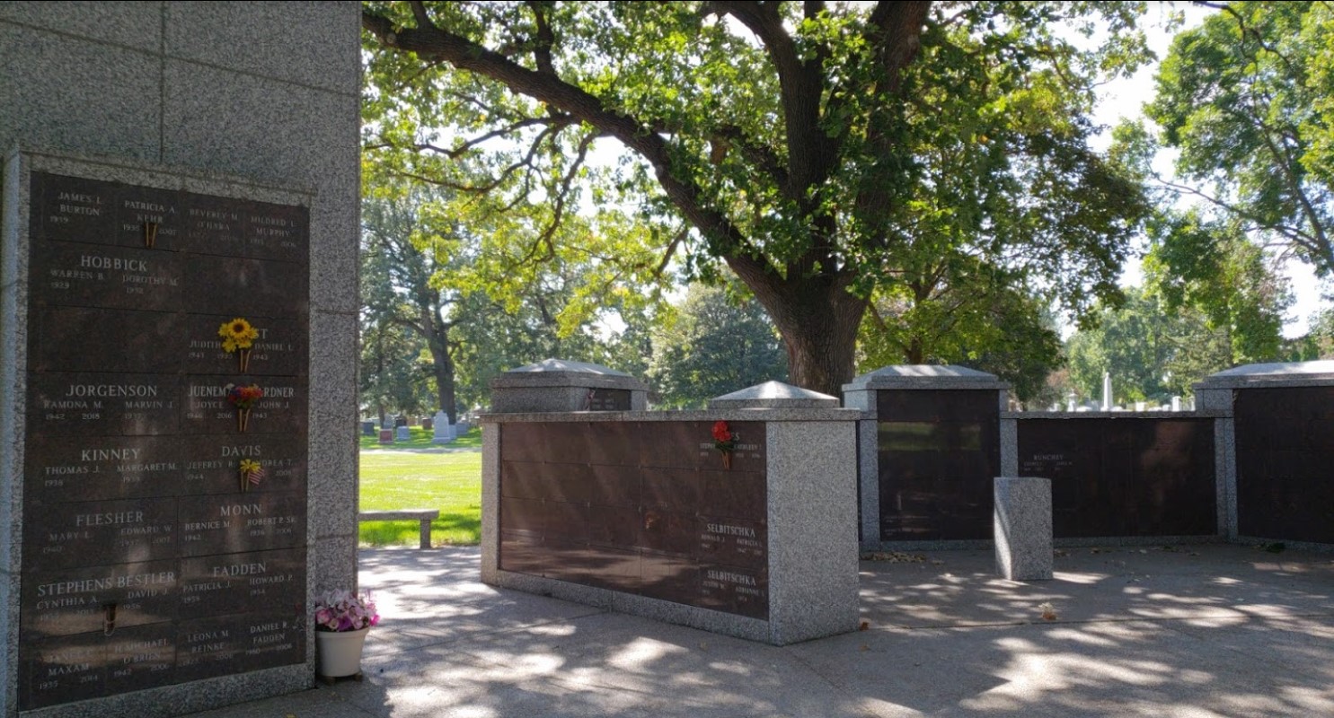 Calvary Cemetery | 753 Front Ave, St Paul, MN 55103, United States | Phone: (651) 488-8866