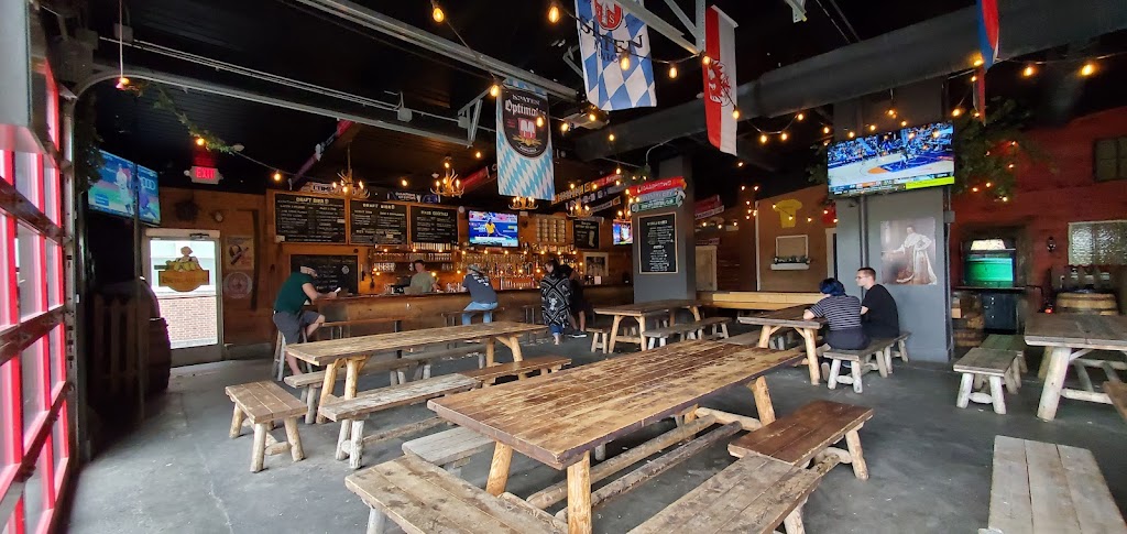 Wolffs Biergarten | 165 Erie Blvd, Schenectady, NY 12305 | Phone: (518) 631-9517