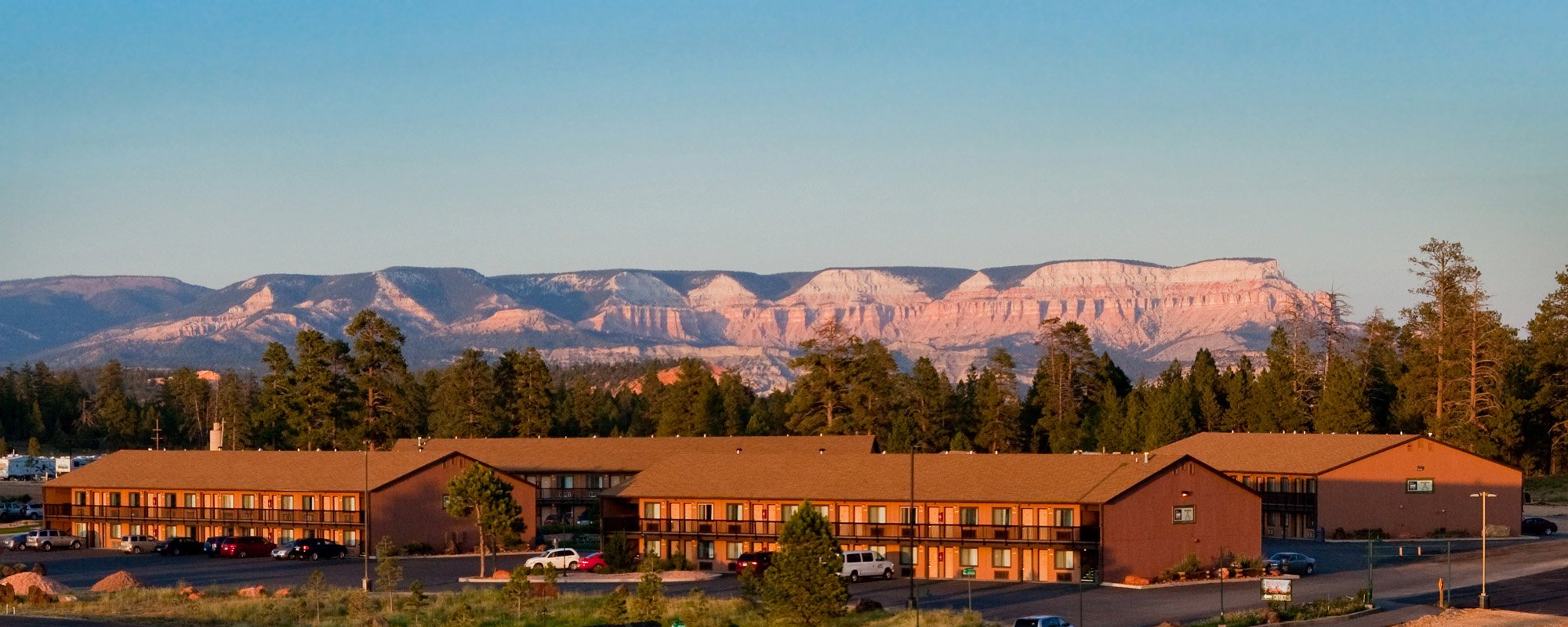 Bryce View Lodge | 105 Center St, Bryce Canyon City, UT 84764, United States | Phone: (435) 834-5180
