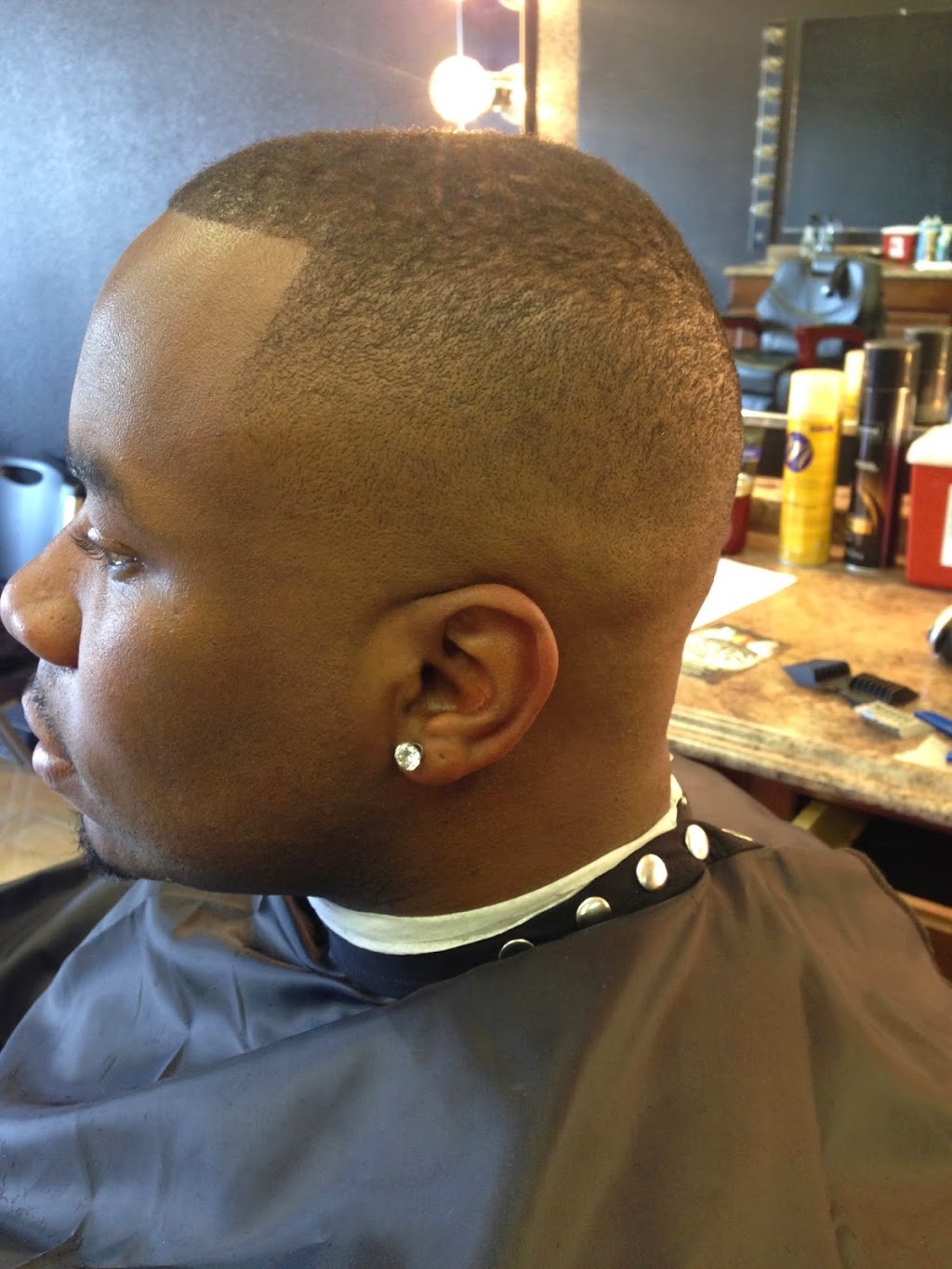 AK Fadez Barbershop | 9191 Old Seward Hwy Unit 3, Anchorage, AK 99515, USA | Phone: (907) 522-2006