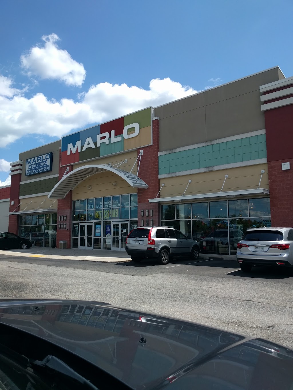 Marlo Furniture & Mattress Store, 5650 General Washington Dr, Alexandria, VA  22312, USA