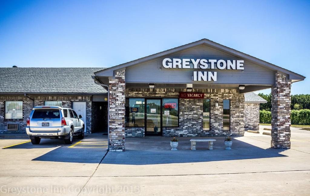 Greystone Inn | 1810 US-380, Bridgeport, TX 76426, USA | Phone: (940) 683-5555