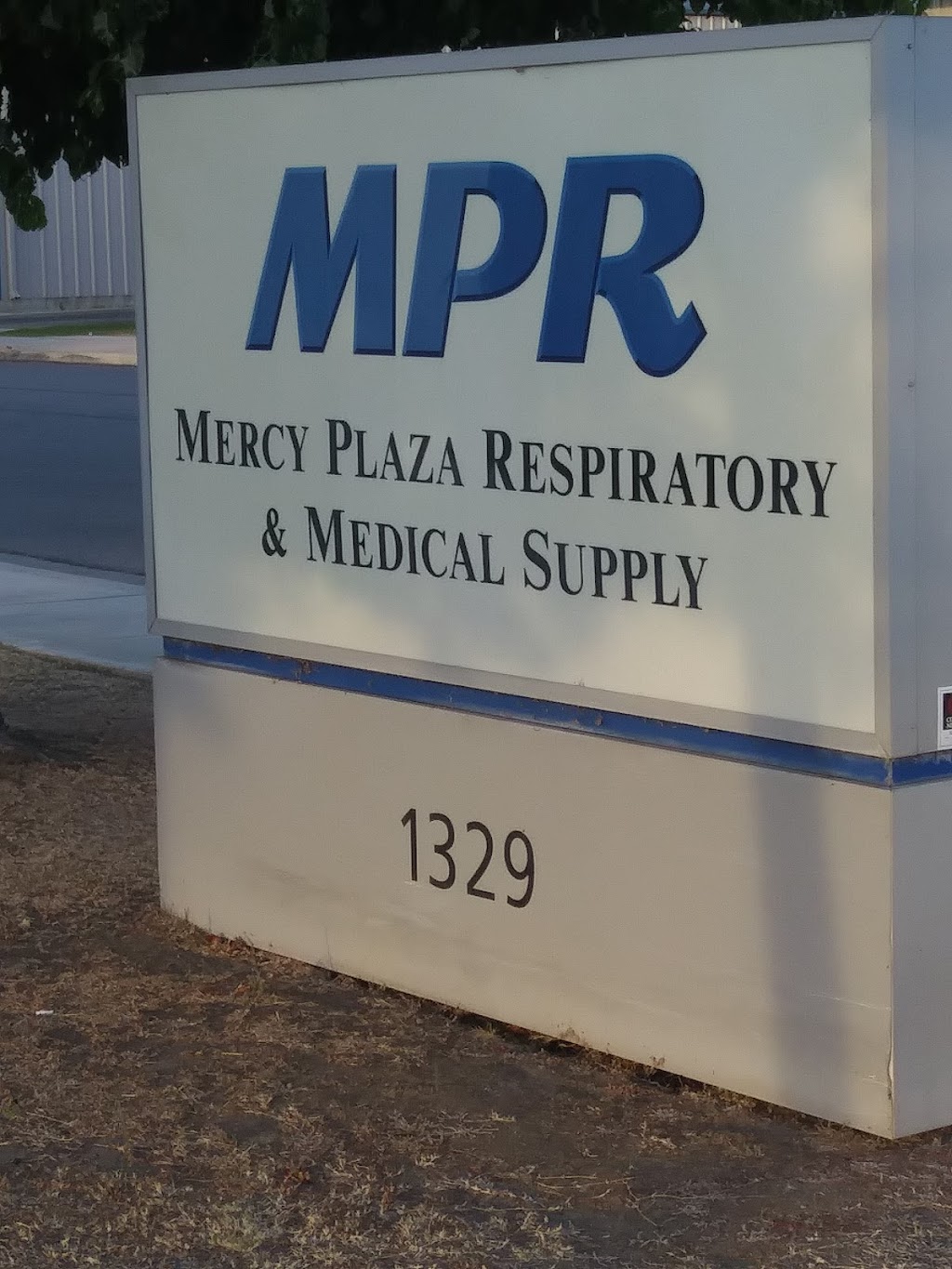 Mercy Plaza Respiratory | 1329 34th St, Bakersfield, CA 93301, USA | Phone: (661) 324-9411