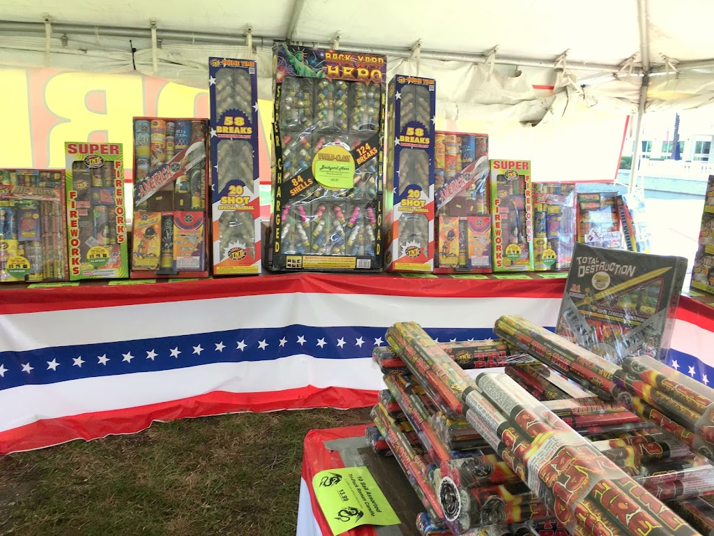 Southern Fireworks | 319 Blanding Blvd, Orange Park, FL 32073, USA | Phone: (904) 413-1783