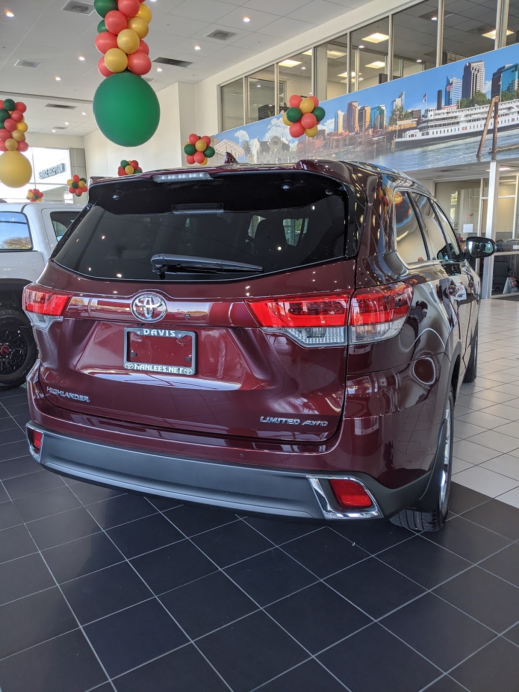 Hanlees Davis Toyota | 4202 Chiles Rd, Davis, CA 95616, USA | Phone: (530) 753-3352