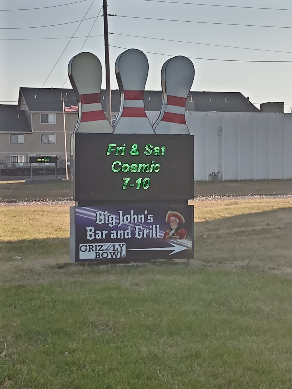 Grizzly Bowl | 307 S Haverhill Rd, El Dorado, KS 67042 | Phone: (316) 452-5410