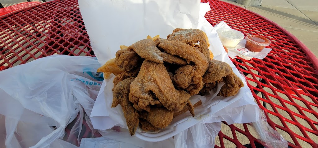 Sharks Fish & Chicken | 14640 S Cicero Ave #1, Midlothian, IL 60445, USA | Phone: (708) 954-0088