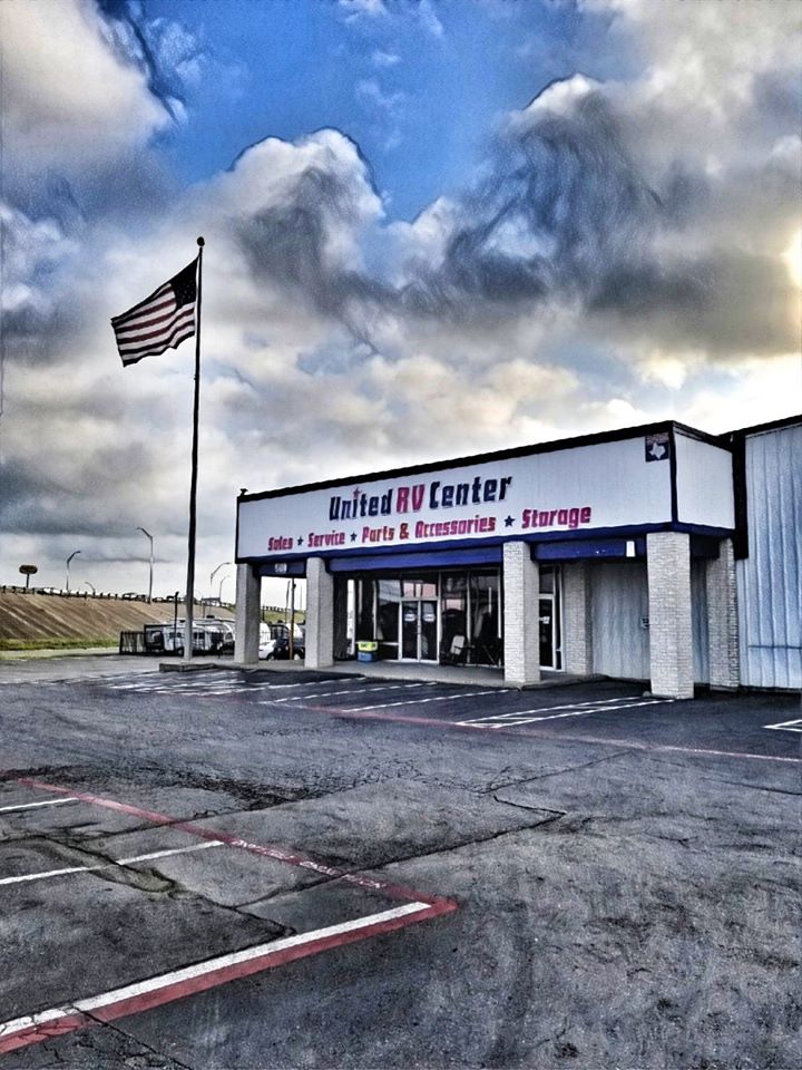 United RV Center | 5100 Airport Fwy, Haltom City, TX 76117, USA | Phone: (817) 834-7141