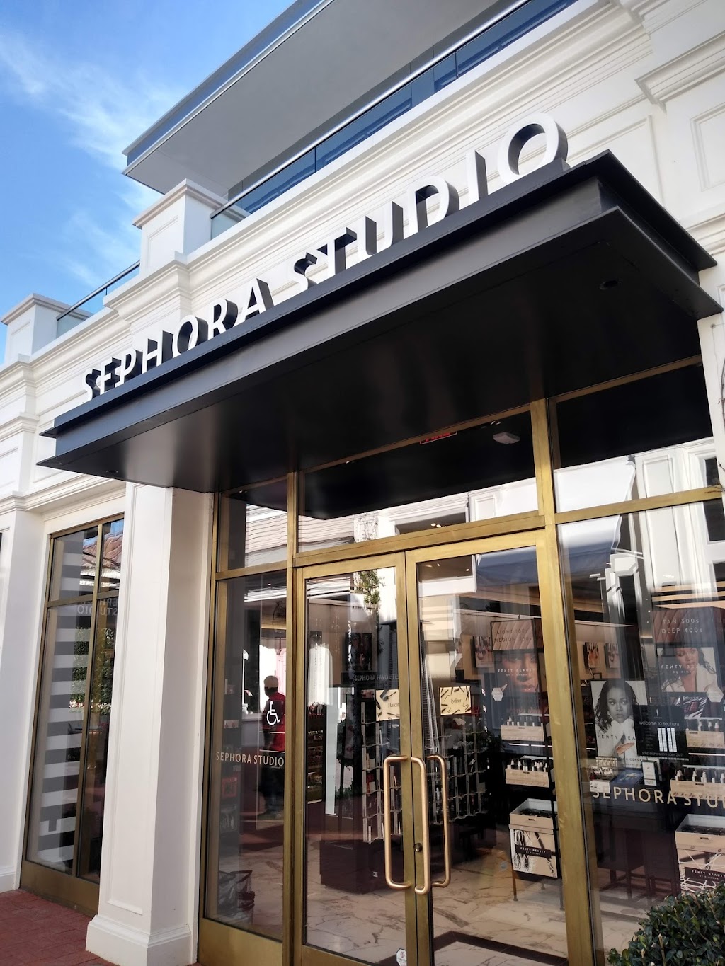 SEPHORA | 15265 Palisade Village Lane Space 2-108, Pacific Palisades, CA 90272, USA | Phone: (310) 230-1350