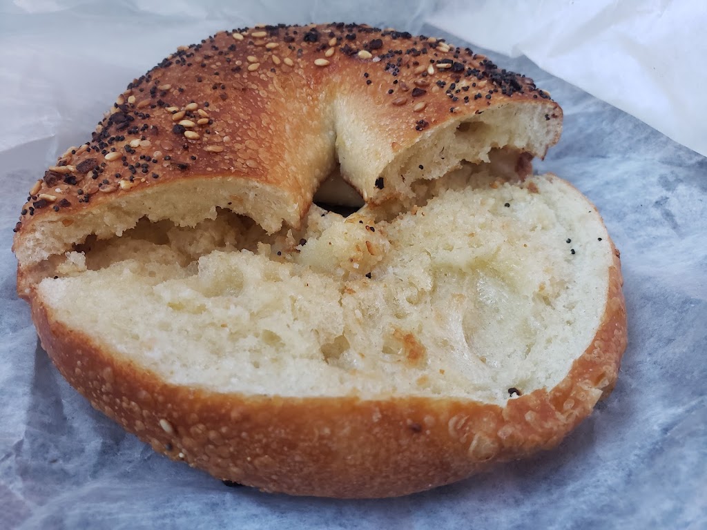 Family Bagels | 308 Jericho Turnpike, Floral Park, NY 11001, USA | Phone: (516) 358-4015