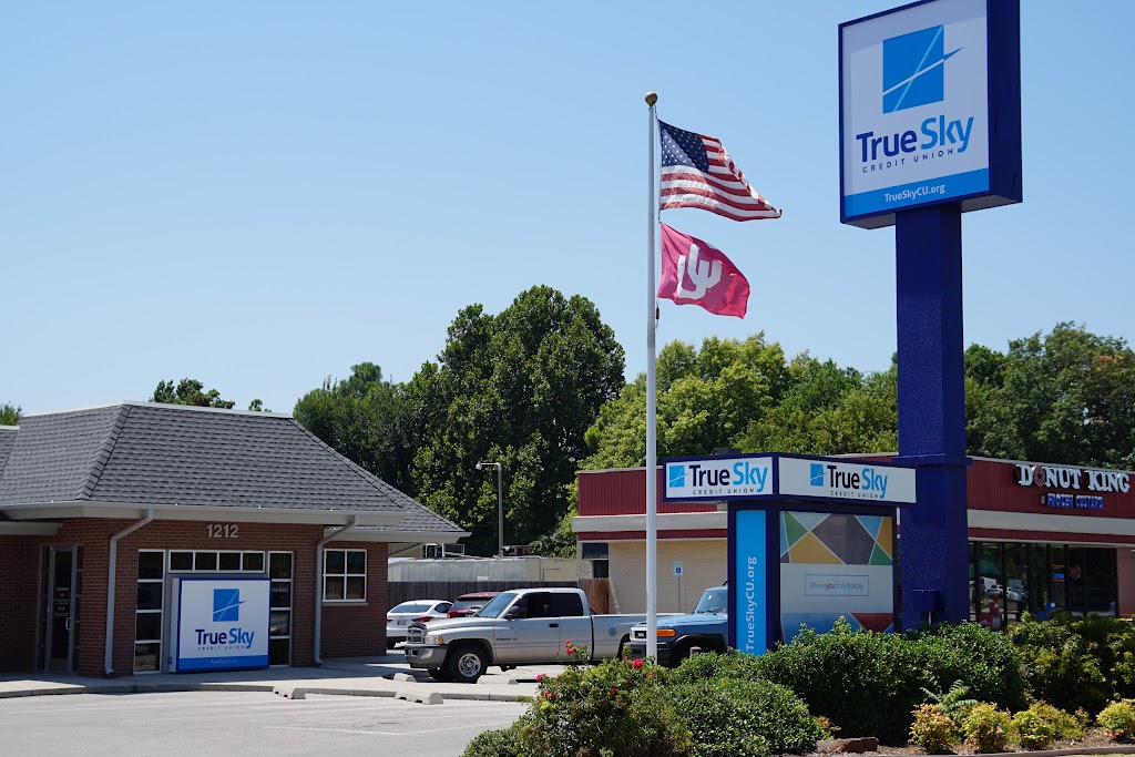 True Sky Federal Credit Union | 1212 W Lindsey St, Norman, OK 73069, USA | Phone: (405) 682-1990