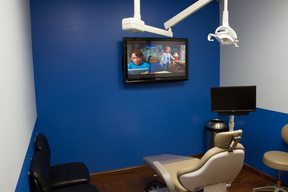 Luna Dental and Orthodontics | 2428 W Illinois Ave, Dallas, TX 75233, USA | Phone: (214) 330-0222