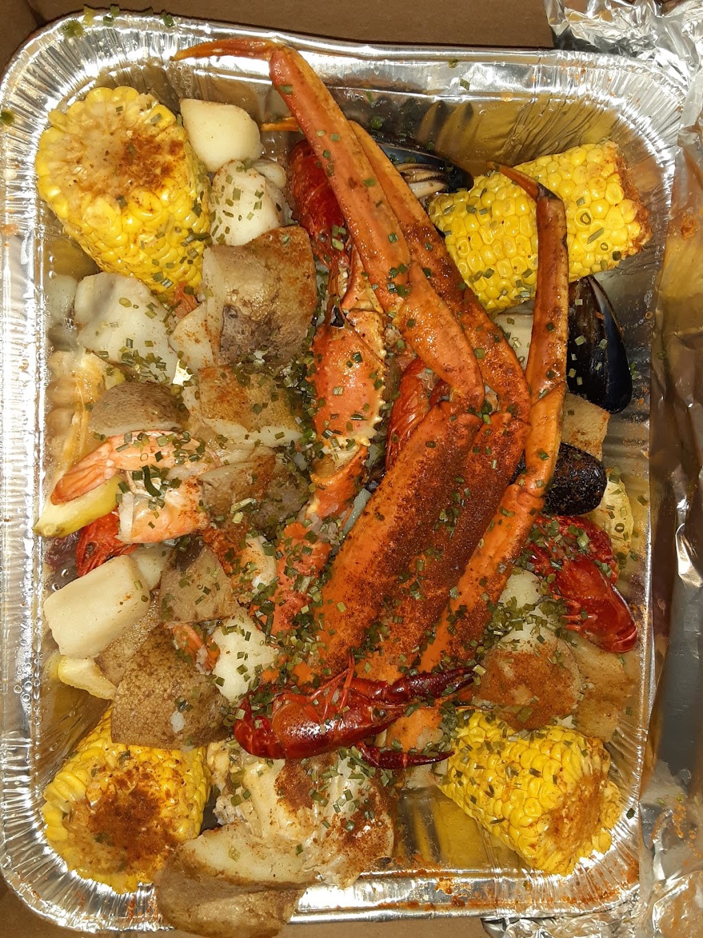 Seafood & More | 724 S Main St, Danville, VA 24541, USA | Phone: (434) 799-2333