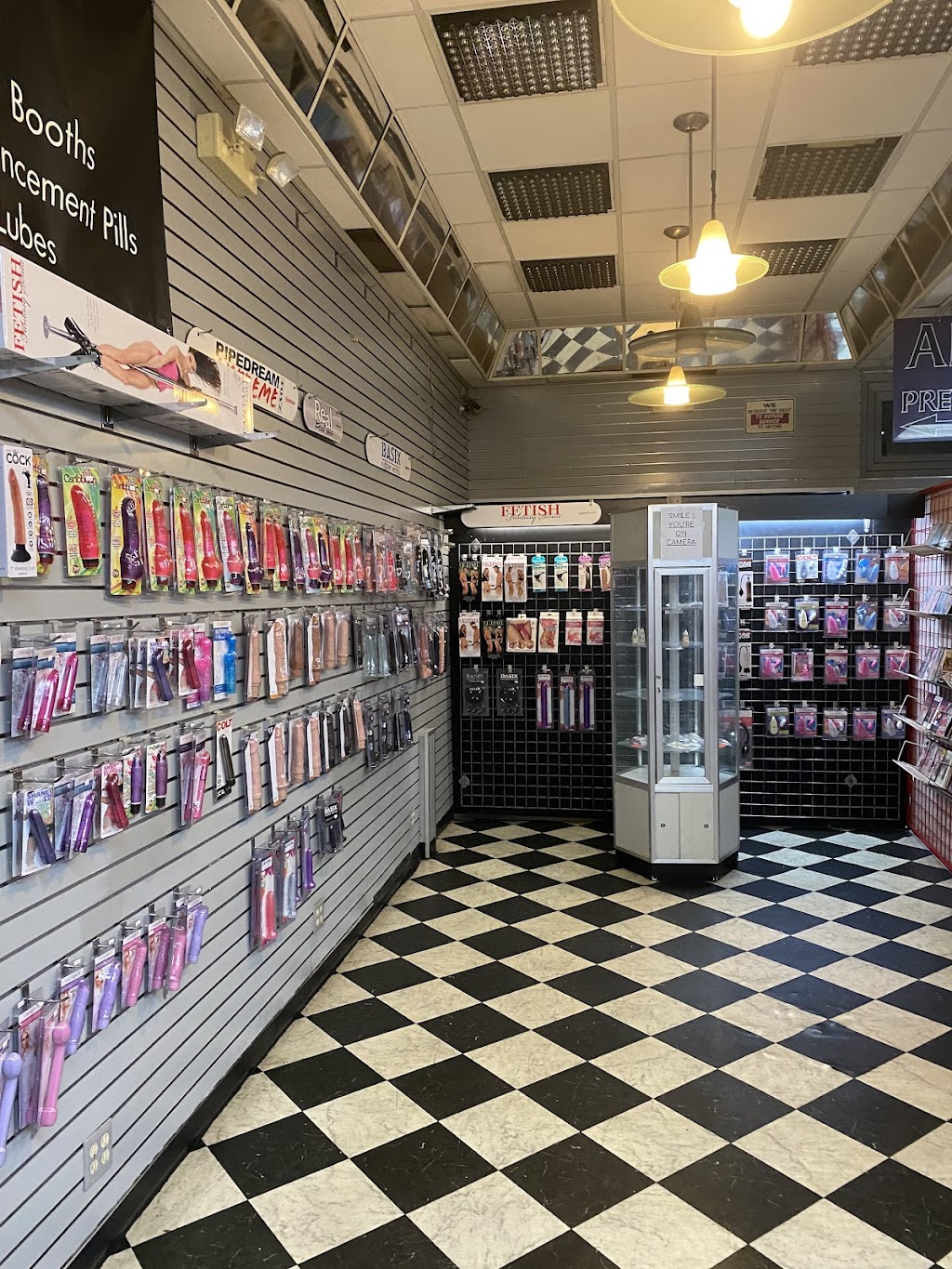 Wildcat Adult Store | 11013 Hawthorne Blvd, Inglewood, CA 90304, USA | Phone: (310) 672-0635