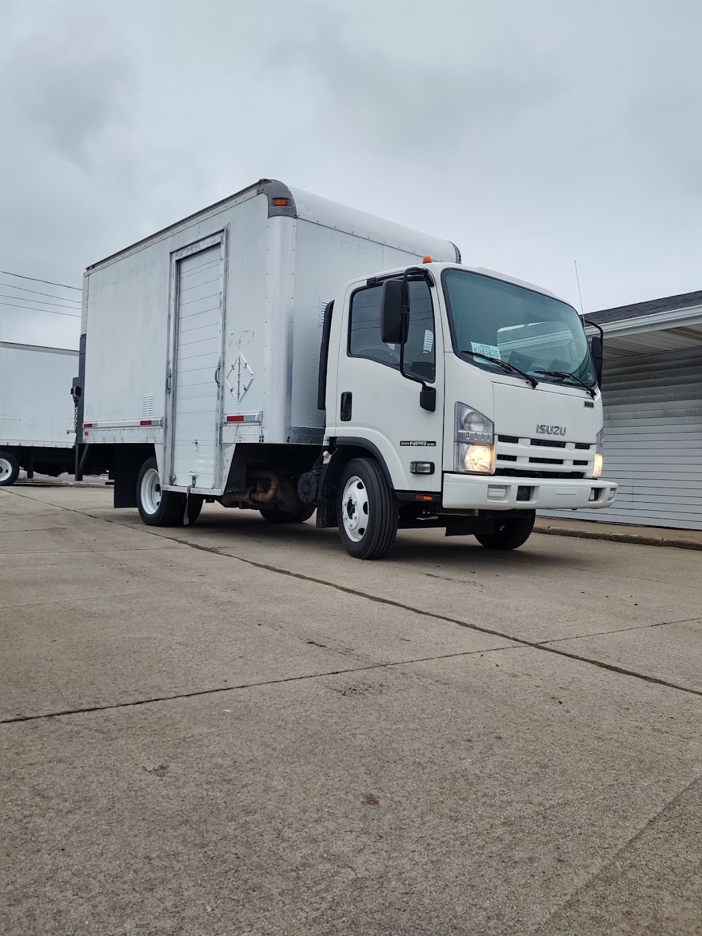 Trucks N More | 6020 IN-930, Fort Wayne, IN 46803, USA | Phone: (260) 638-5034