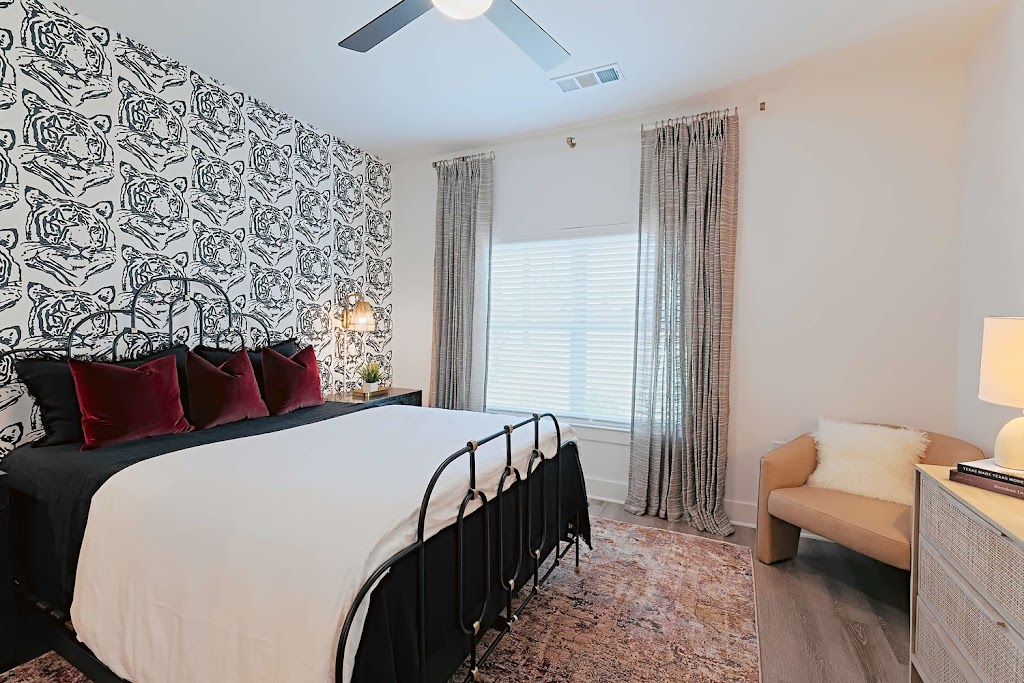 Solay Fort Worth Apartments | 8900 Harmon Rd, Fort Worth, TX 76177, USA | Phone: (817) 904-9414