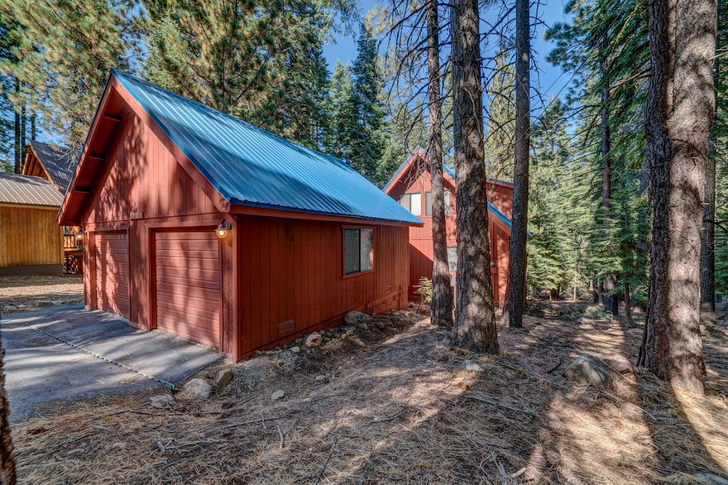 Tahoe Alpenglow Properties | Purple Sage Rd, Truckee, CA 96161, USA | Phone: (530) 536-3225